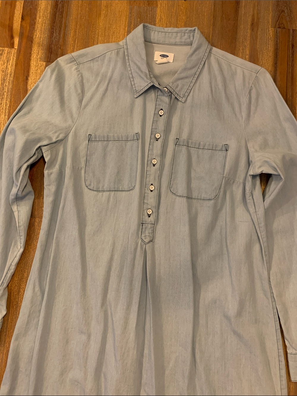 Old Navy dress. Women’s medium.